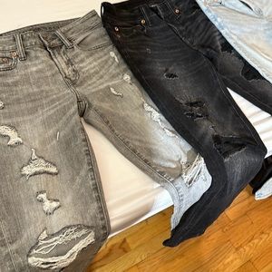 AMERICAN EAGLE OUTFITTERS bundle of 3 Size 28 x 30 Black Mid to high rise